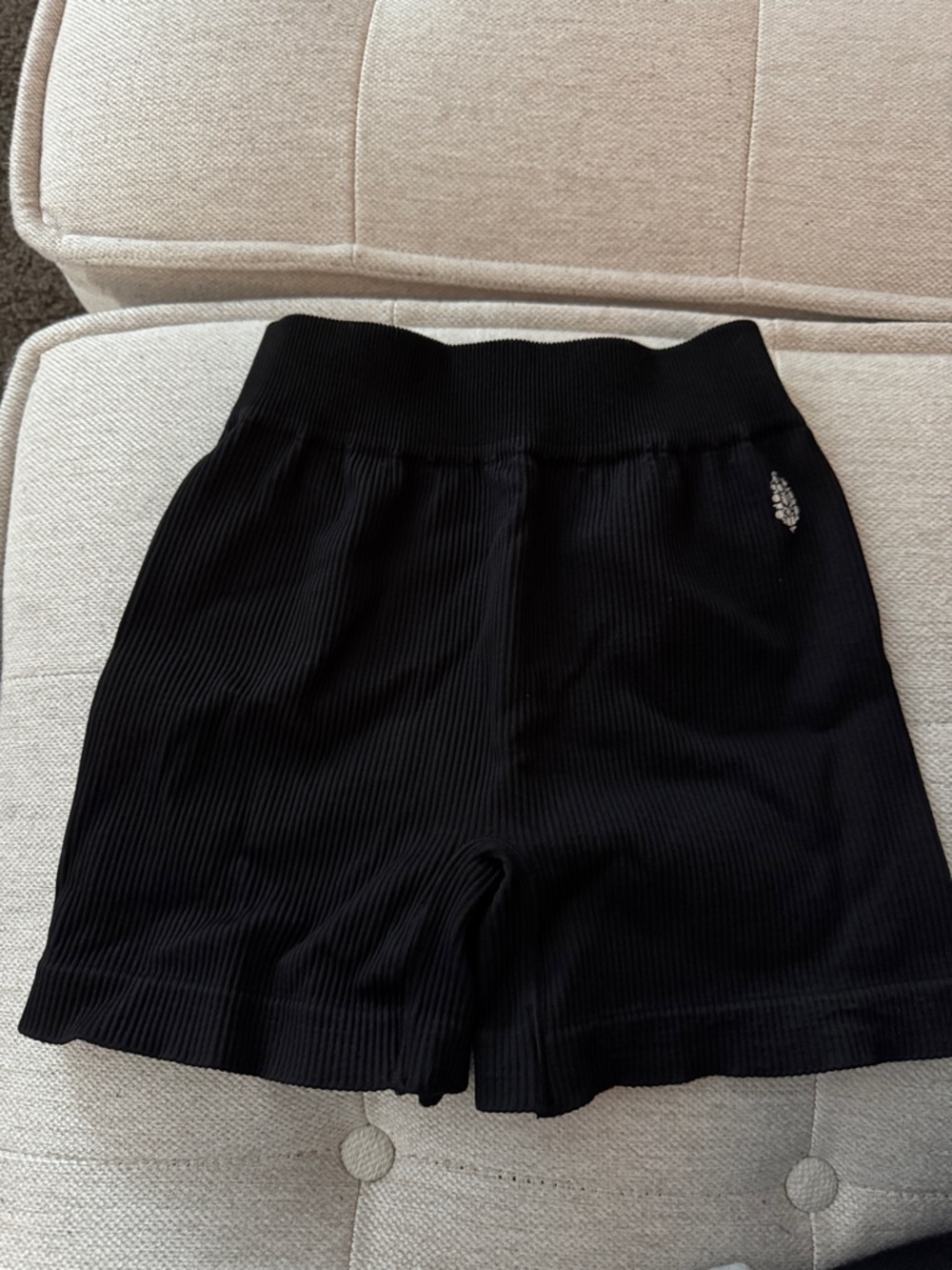 Free people Women's Black Ribbed Knit Shorts M/L